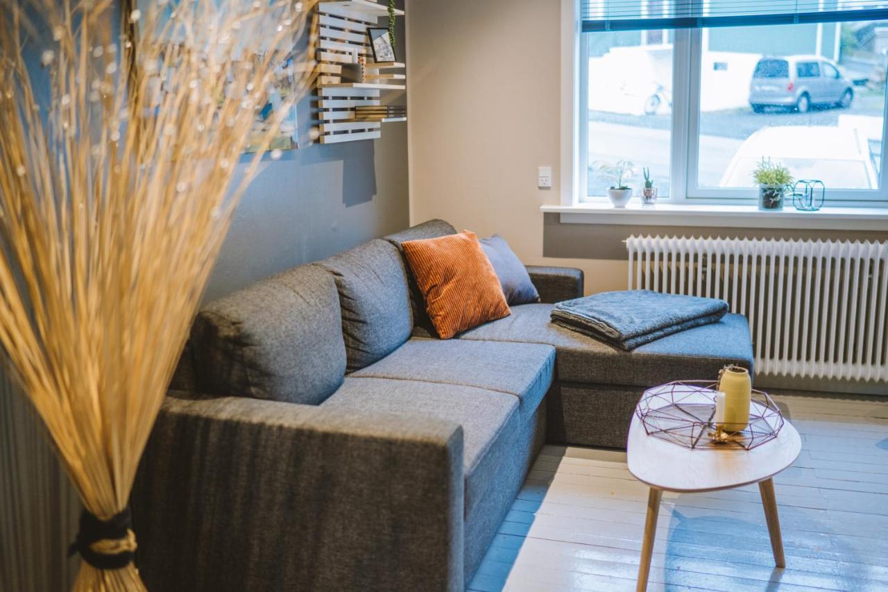 Brekkustova - Modern, Cosy And Spacious Apartment Klaksvík 外观 照片